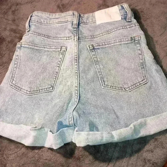 H&M denim shorts - (#5) - Picture 5 of 6